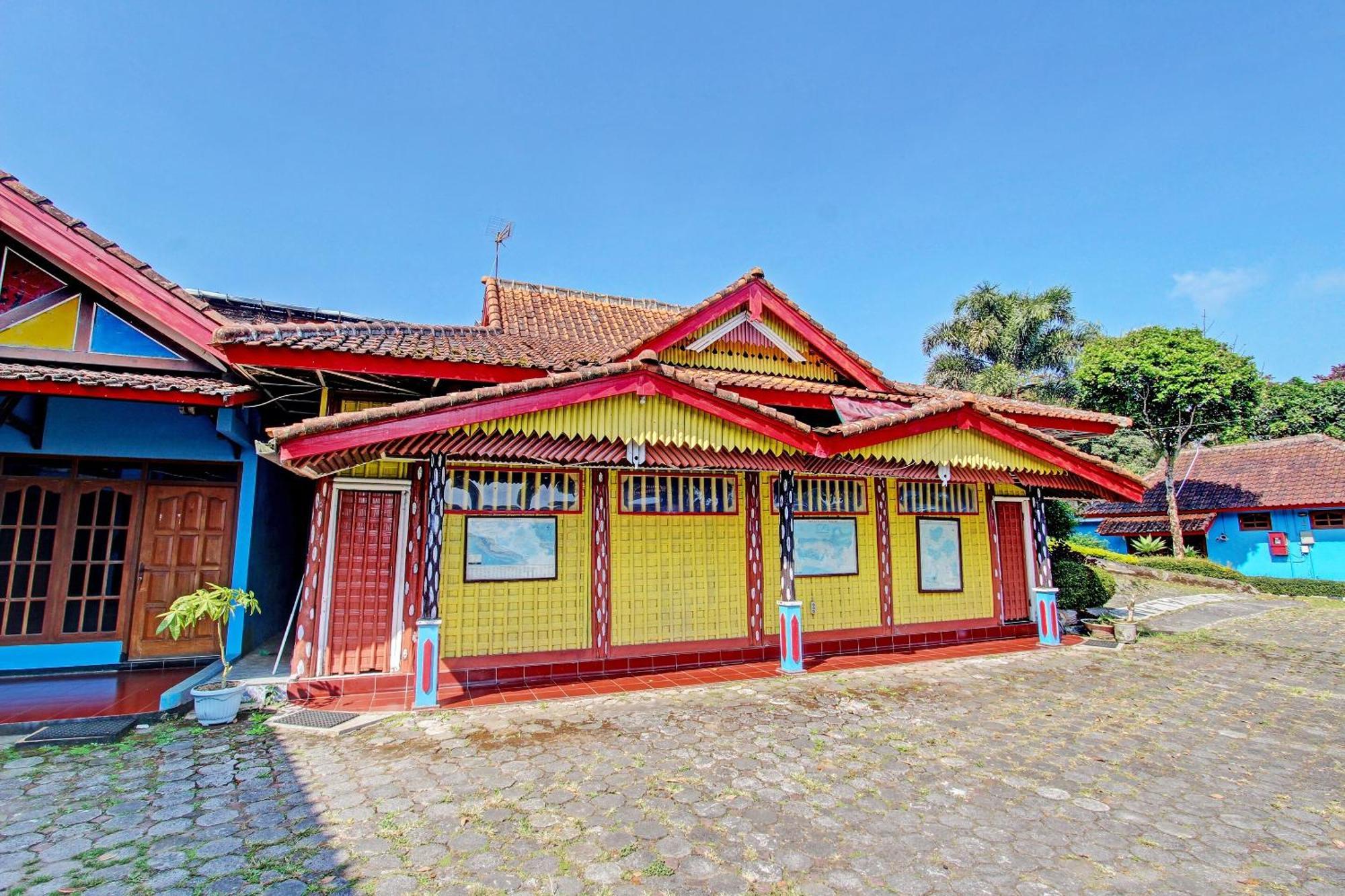 Capital O 91644 Loka Hause 호텔 살라티가 외부 사진