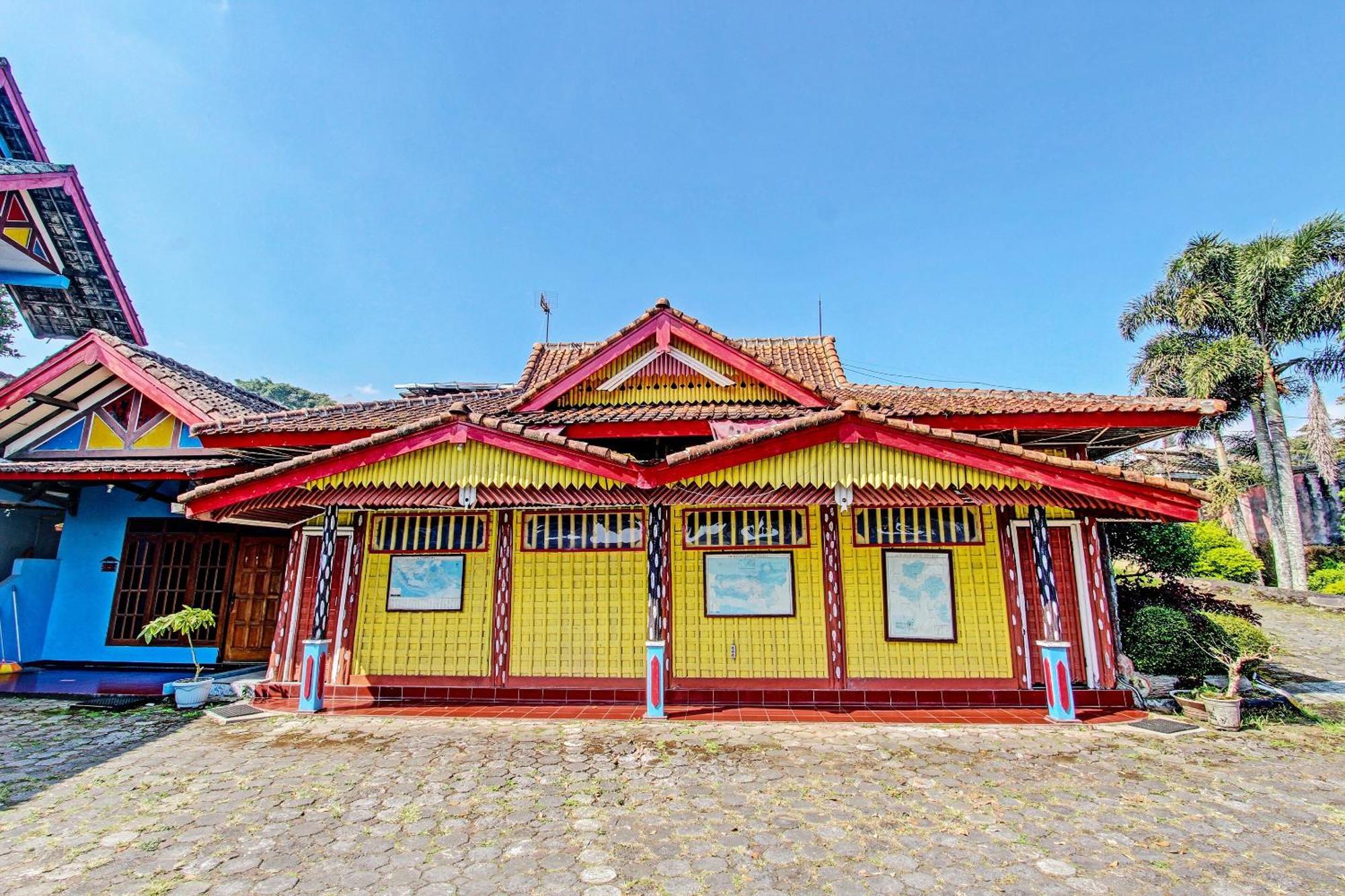 Capital O 91644 Loka Hause 호텔 살라티가 외부 사진